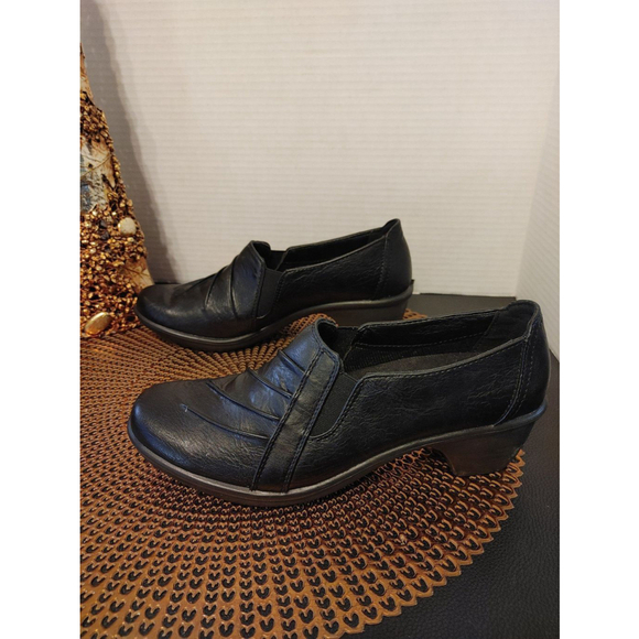 Easy Street size 7.5 - Picture 3 of 5